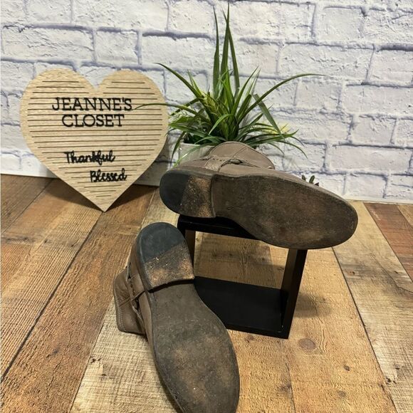 Frye Boots Women's 6.5 B Phillip Harness Short Leather Brown Classic Western - Picture 6 of 12